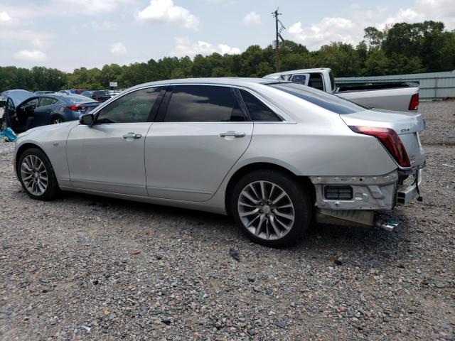 1G6KD5RS2JU100256 - 2018 CADILLAC CT6 LUXURY SILVER photo 2