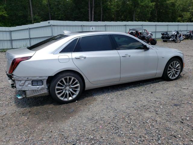 1G6KD5RS2JU100256 - 2018 CADILLAC CT6 LUXURY SILVER photo 3