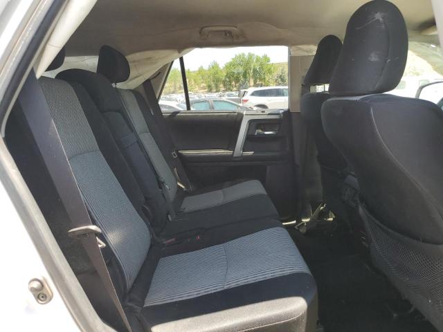 JTEBU5JR9F5218761 - 2015 TOYOTA 4RUNNER SR5/SR5 PREMIUM 银色 照片 11