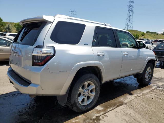 JTEBU5JR9F5218761 - 2015 TOYOTA 4RUNNER SR5/SR5 PREMIUM 银色 照片 3