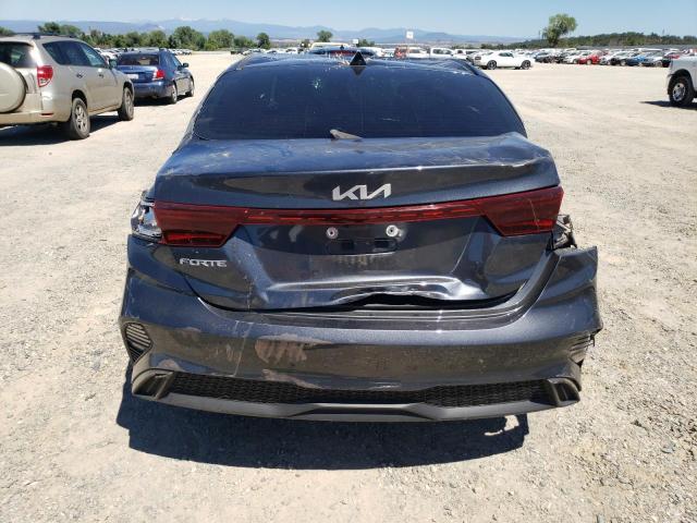 3KPF24AD9PE666238 - 2023 KIA FORTE LX GRAY photo 6