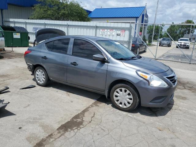 3N1CN7AP7KL838831 - 2019 NISSAN VERSA S Сұр фото 4