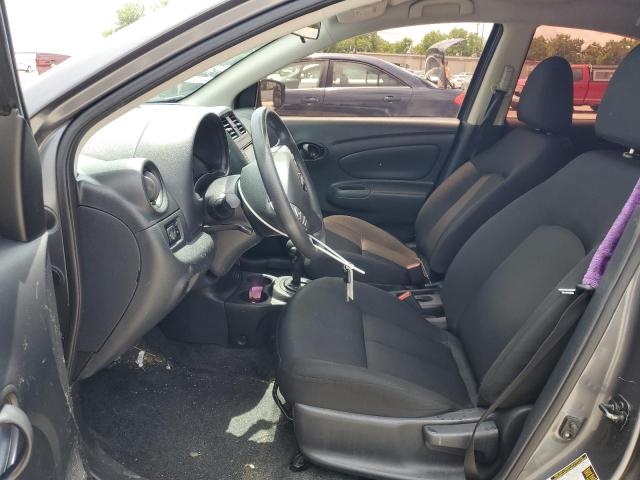 3N1CN7AP7KL838831 - 2019 NISSAN VERSA S Сұр фото 7