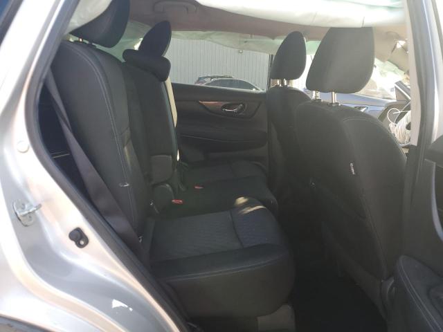 KNMAT2MT4JP571978 - 2018 NISSAN ROGUE S ვერცხლისფერი ფოტო 11