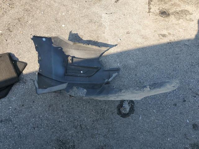 KNMAT2MT4JP571978 - 2018 NISSAN ROGUE S ვერცხლისფერი ფოტო 13