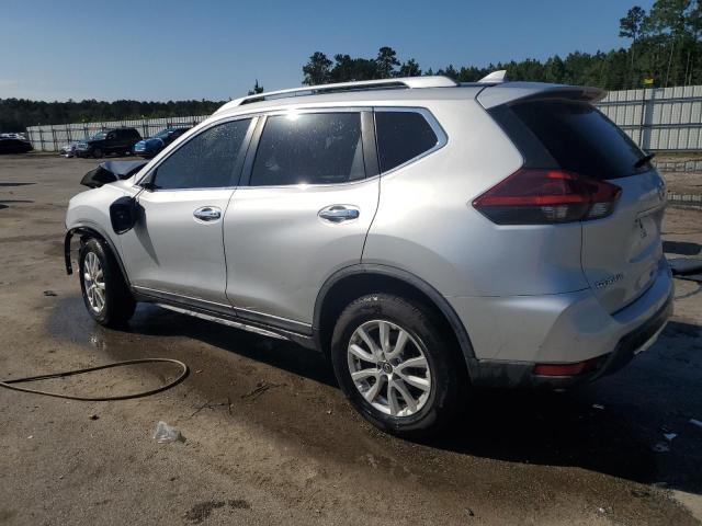 KNMAT2MT4JP571978 - 2018 NISSAN ROGUE S ვერცხლისფერი ფოტო 2