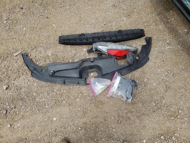 JTDKARFP5H3034329 - 2017 TOYOTA PRIUS PRIM ვერცხლისფერი ფოტო 12