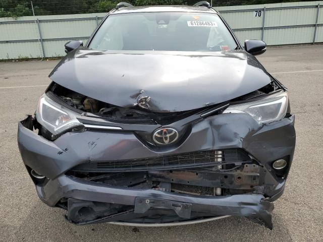 JTMRFREV4HD203587 - 2017 TOYOTA RAV4 XLE GRAY photo 5