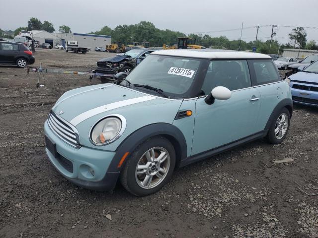 2013 MINI COOPER, 