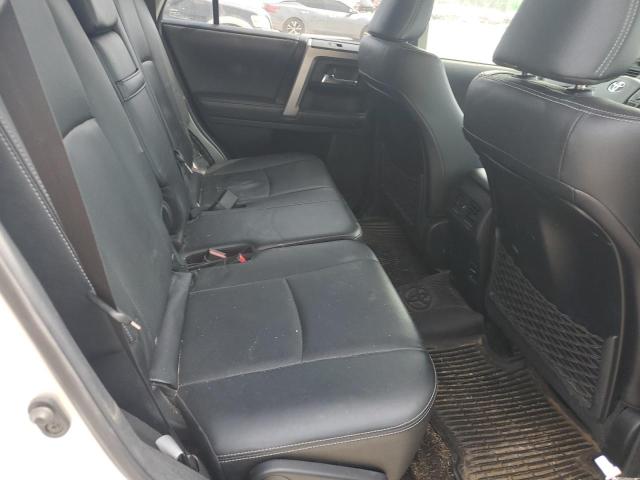 JTEBU5JR6J5566753 - 2018 TOYOTA 4RUNNER SR5/SR5 PREMIUM 银色 照片 10