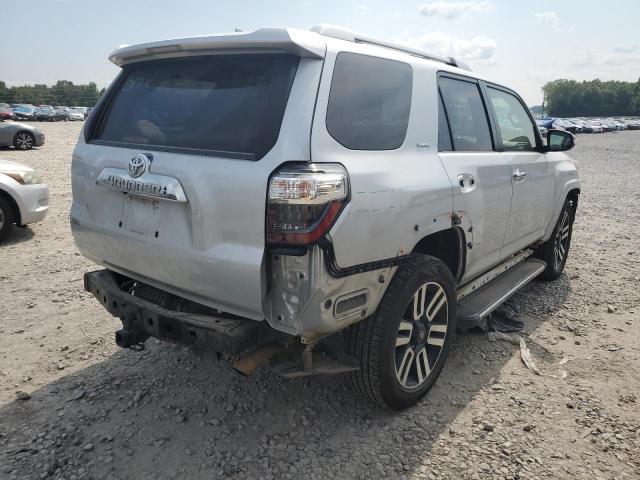 JTEBU5JR6J5566753 - 2018 TOYOTA 4RUNNER SR5/SR5 PREMIUM 银色 照片 3