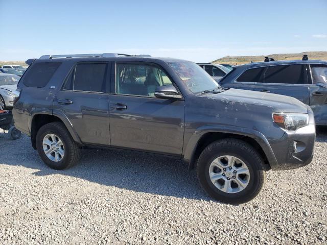 JTEBU5JR5H5447098 - 2017 TOYOTA 4RUNNER SR5/SR5 PREMIUM GRAY photo 4