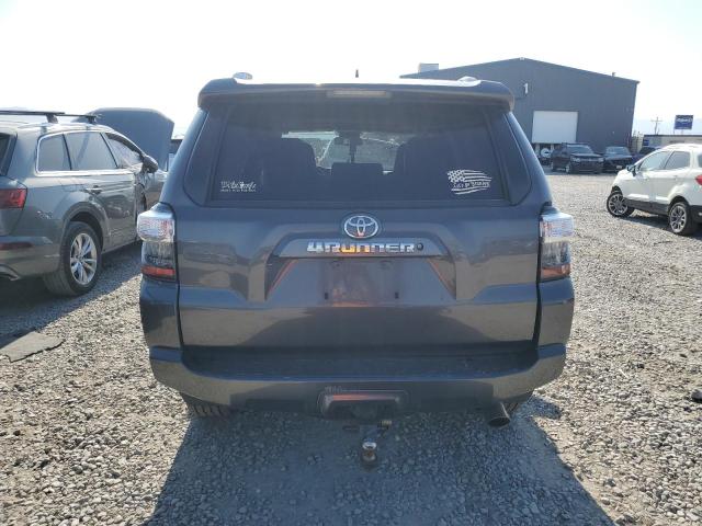 JTEBU5JR5H5447098 - 2017 TOYOTA 4RUNNER SR5/SR5 PREMIUM GRAY photo 6