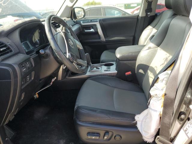 JTEBU5JR5H5447098 - 2017 TOYOTA 4RUNNER SR5/SR5 PREMIUM GRAY photo 7