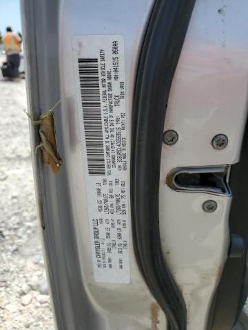 3C6UR5DL4DG569516 - 2013 RAM 2500 SLT SILVER photo 12