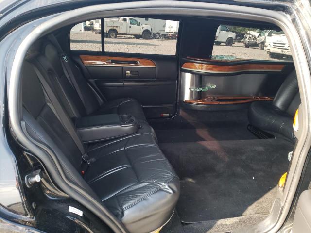 2L1FL8JW1BX757025 - 2011 LINCOLN TOWN CAR EXECUTIVE BLACK photo 10