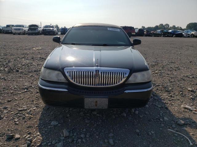 2L1FL8JW1BX757025 - 2011 LINCOLN TOWN CAR EXECUTIVE BLACK photo 5