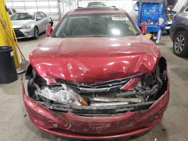 5NPEC4AC3DH563954 - 2013 HYUNDAI SONATA GLS SE RED photo 5