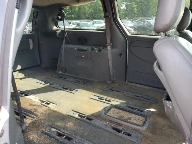 2C4GT54L34R506182 - 2004 CHRYSLER TOWN & COU TOURING 银色 照片 11