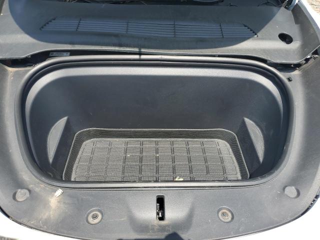 7SAYGDEF8NF544650 - 2022 TESLA MODEL Y 白色 照片 11