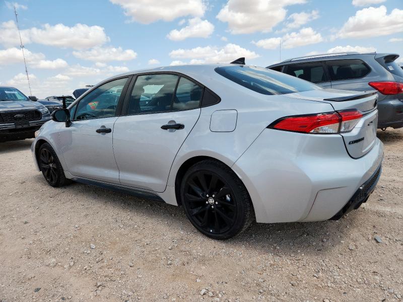 5YFS4MCE5NP123012 - 2022 TOYOTA COROLLA SE Արծաթագույն լուսանկար 2
