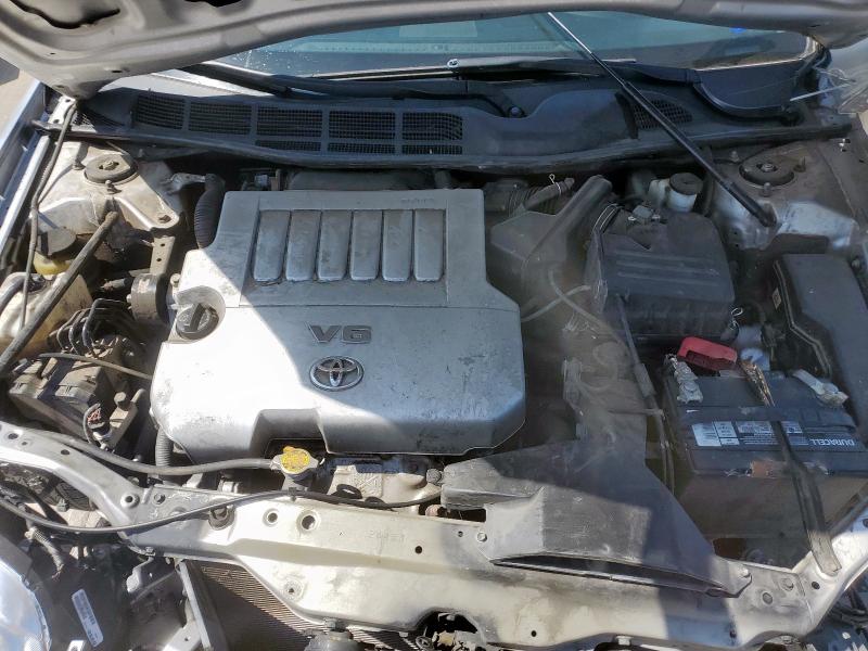 4T1BK3DB7CU450480 - 2012 TOYOTA AVALON BASE SILVER photo 11