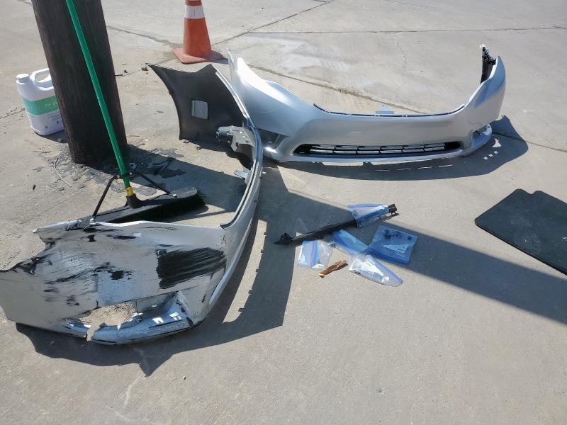 4T1BK3DB7CU450480 - 2012 TOYOTA AVALON BASE SILVER photo 12