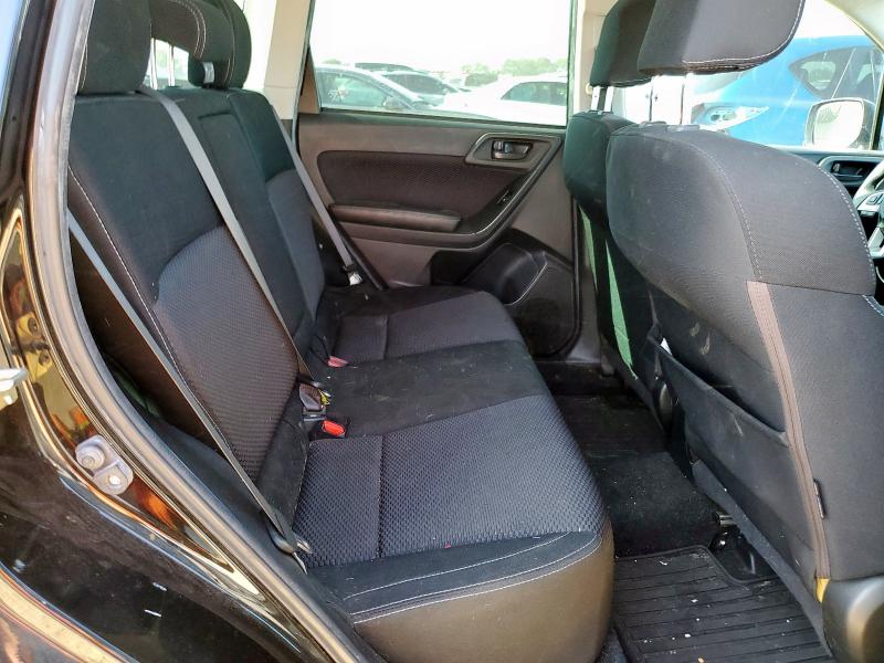 JF2SJAGC7JH588124 - 2018 SUBARU FORESTER 2.5I PREMIUM Qara foto 11