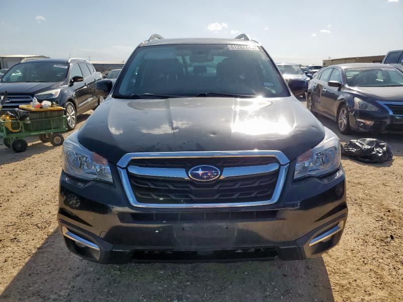 JF2SJAGC7JH588124 - 2018 SUBARU FORESTER 2.5I PREMIUM Qara foto 5