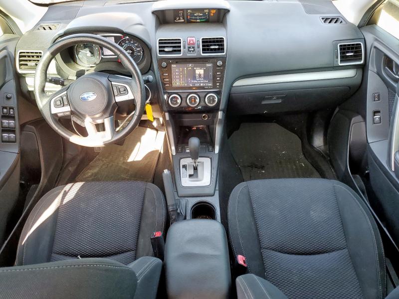 JF2SJAGC7JH588124 - 2018 SUBARU FORESTER 2.5I PREMIUM Qara foto 8