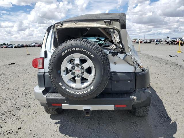 JTEBU11FX70056149 - 2007 TOYOTA FJ CRUISER GRAY photo 6