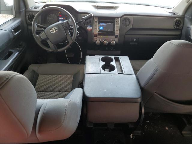 5TFRW5F12GX201225 - 2016 TOYOTA TUNDRA DOUBLE CAB SR/SR5 SILVER photo 8