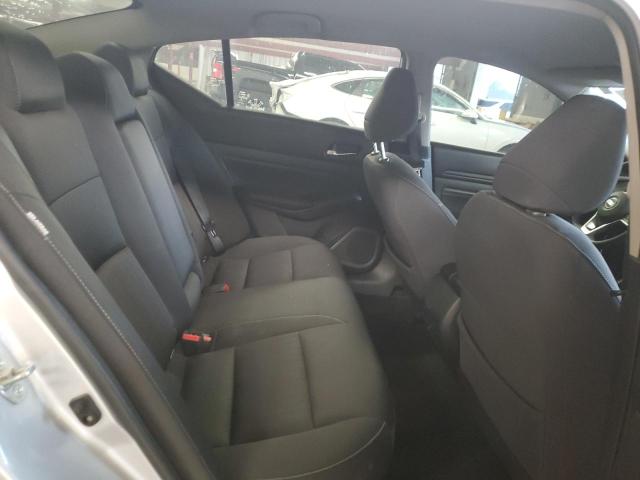 1N4BL4BVXKC251776 - 2019 NISSAN ALTIMA S SILVER photo 10