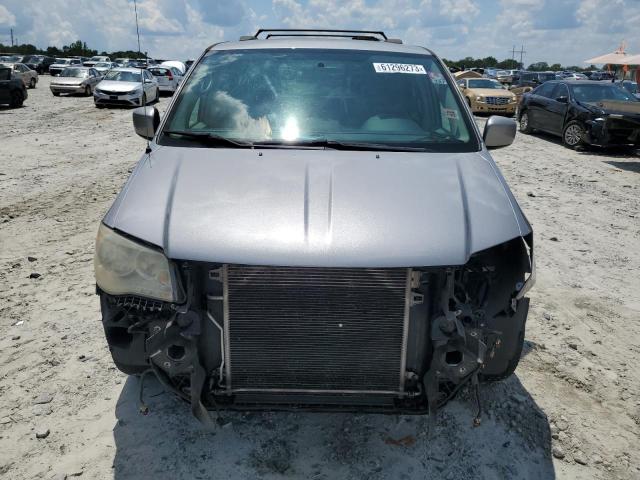 2C4RC1BG0DR820962 - 2013 CHRYSLER TOWN & COU TOURING 银色 照片 5