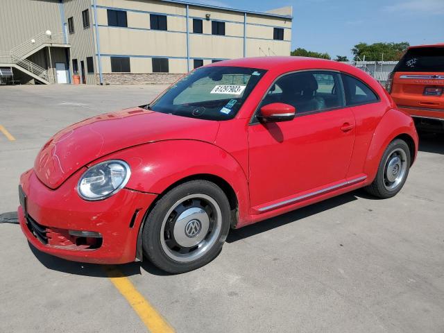 3VWJX7AT4DM605978 - 2013 VOLKSWAGEN BEETLE RED photo 1