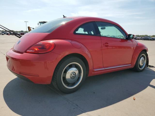 3VWJX7AT4DM605978 - 2013 VOLKSWAGEN BEETLE RED photo 3