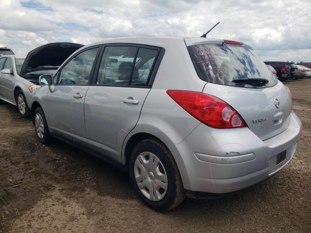 3N1BC1CP4CK801075 - 2012 NISSAN VERSA S SILVER photo 2