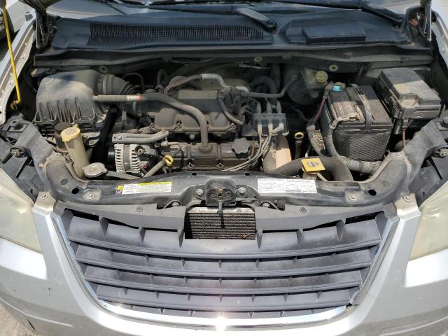 2A8HR44H18R107519 - 2008 CHRYSLER TOWN & COU LX SILVER photo 12