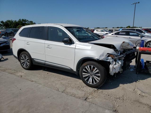 JA4AD2A36KZ007394 - 2019 MITSUBISHI OUTLANDER ES WHITE photo 4