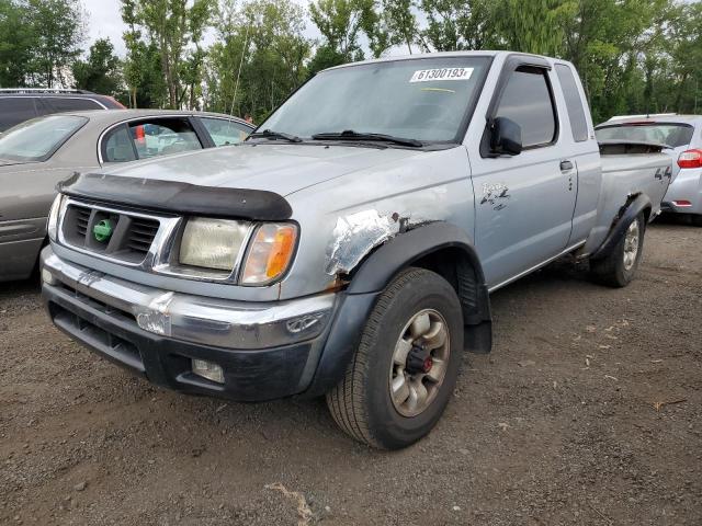 1N6ED26Y1YC338310 - 2000 NISSAN FRONTIER KING CAB XE SILVER photo 1