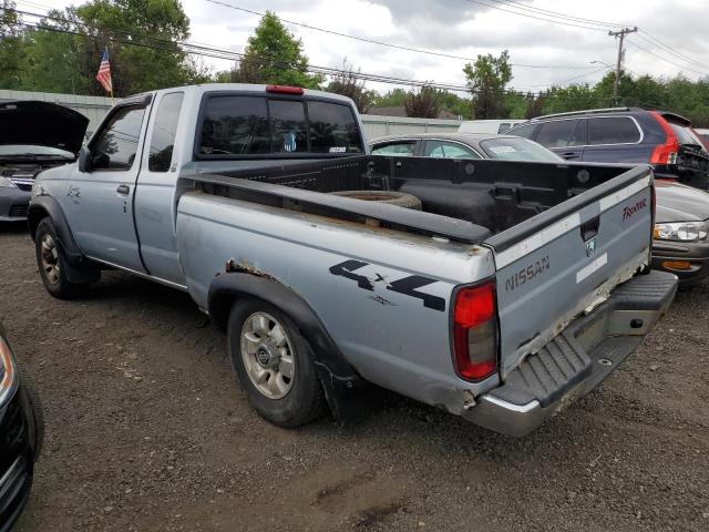 1N6ED26Y1YC338310 - 2000 NISSAN FRONTIER KING CAB XE SILVER photo 2