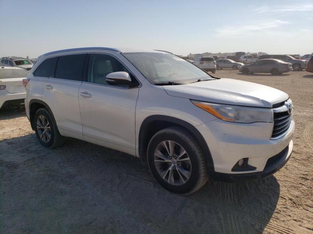 5TDKKRFH3ES007405 - 2014 TOYOTA HIGHLANDER XLE WHITE photo 4