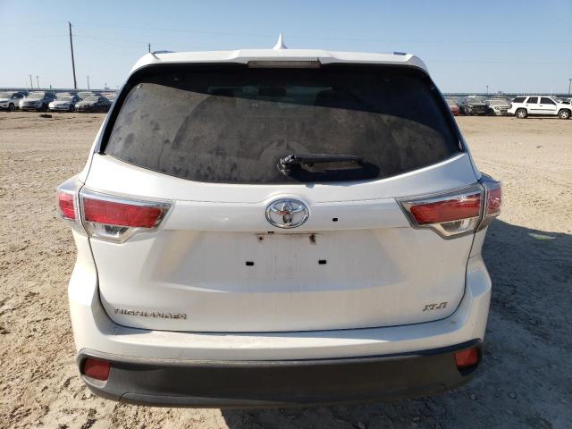 5TDKKRFH3ES007405 - 2014 TOYOTA HIGHLANDER XLE WHITE photo 6