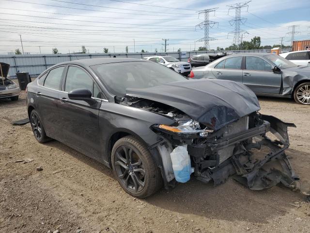 3FA6P0G7XJR258672 - 2018 FORD FUSION S BLACK photo 4