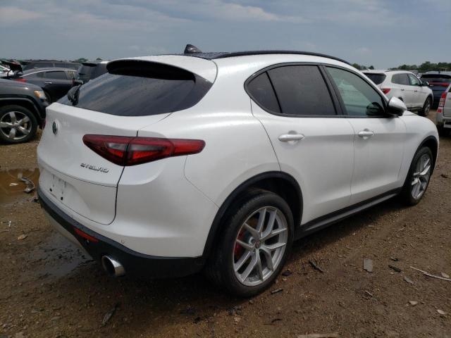 ZASPAKBN4K7C34241 - 2019 ALFA ROMEO STELVIO TI WHITE photo 3