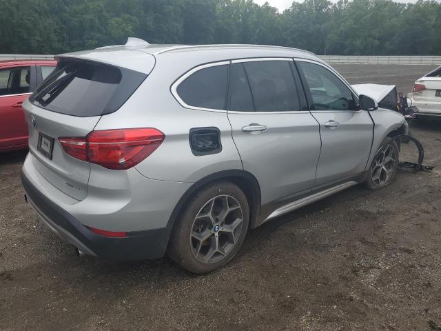WBXHT3C39J5L27554 - 2018 BMW X1 XDRIVE28I SILVER photo 3