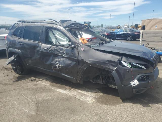 1C4PJMBX5JD507239 - 2018 JEEP CHEROKEE TRAILHAWK GRAY photo 4