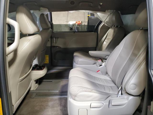 5TDDK3DC6CS047293 - 2012 TOYOTA SIENNA XLE Yaşıl foto 11