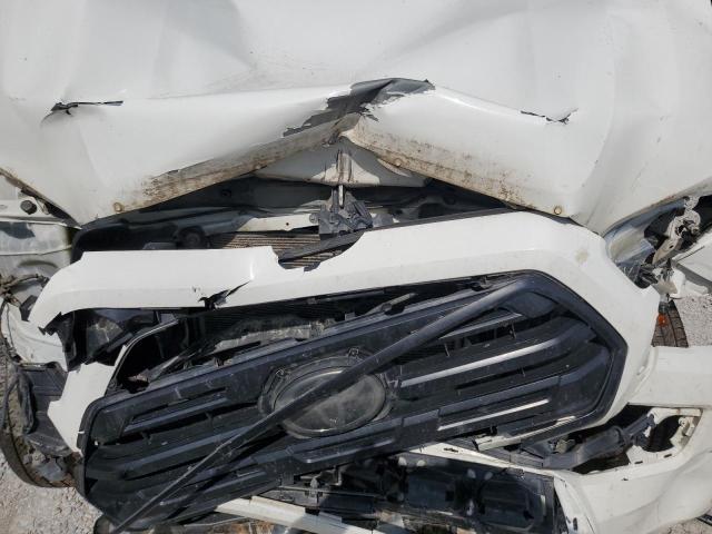 5TFSX5EN2JX058738 - 2018 TOYOTA TACOMA ACCESS CAB Beyaz fotoğraf 11