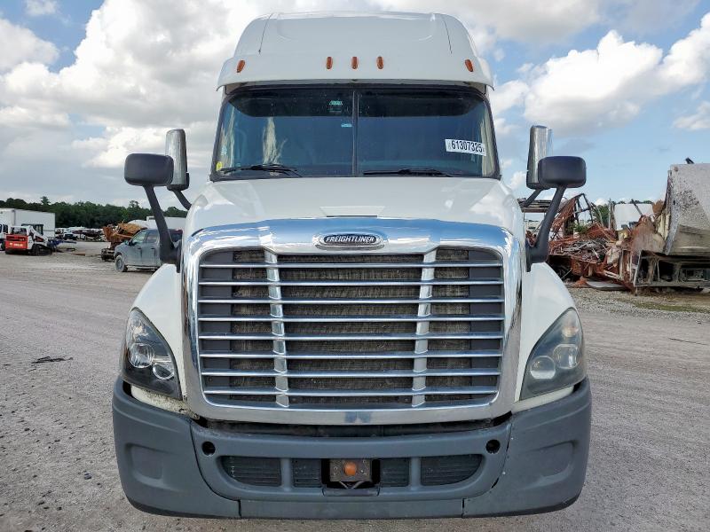 1FUJGLDR5CSBP6850 - 2012 FREIGHTLINER CASCADIA 1 Biały zdjęcie 9